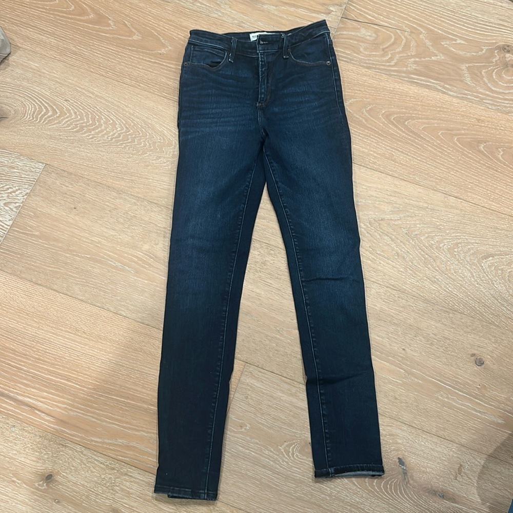 Abercrombie & Fitch Women's Size 26/2 The Super Skinny High Rise Jeans